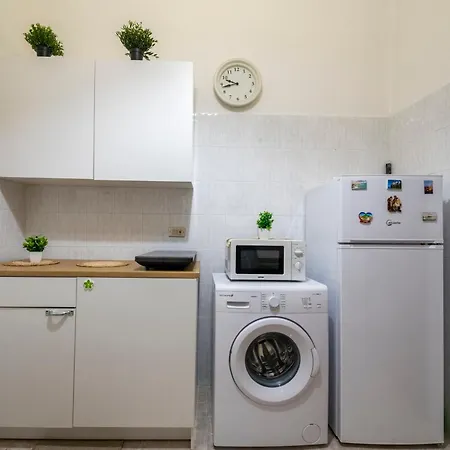 Cozy Romantic Loft- Cialdini 21 Appartement *