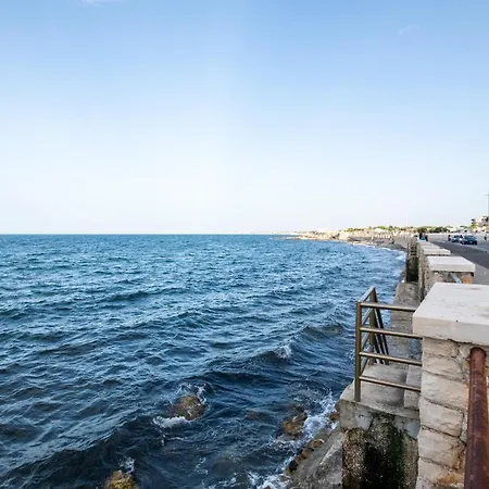 Cozy Romantic Loft- Cialdini 21 Giovinazzo