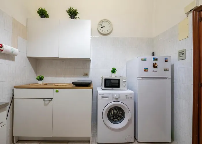 Cozy Romantic Loft- Cialdini 21 דירה *